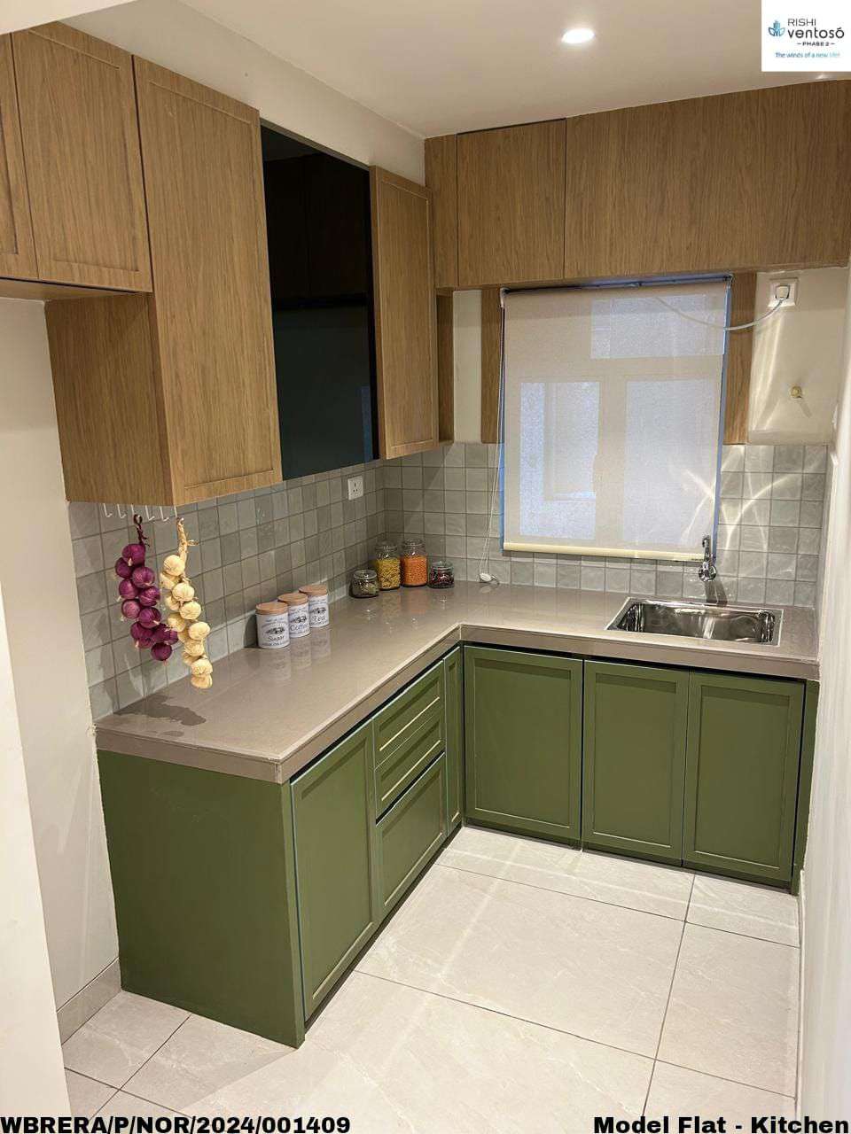 Model Flat Modular Kitchen